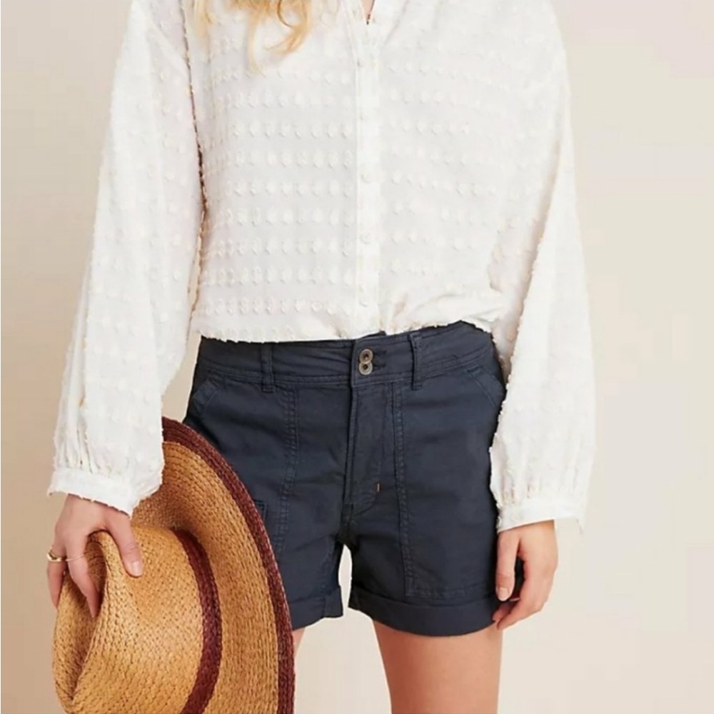 Anthropologie The Wanderer Dark Grey 6” Inseam Khaki Summer Shorts Size 28
